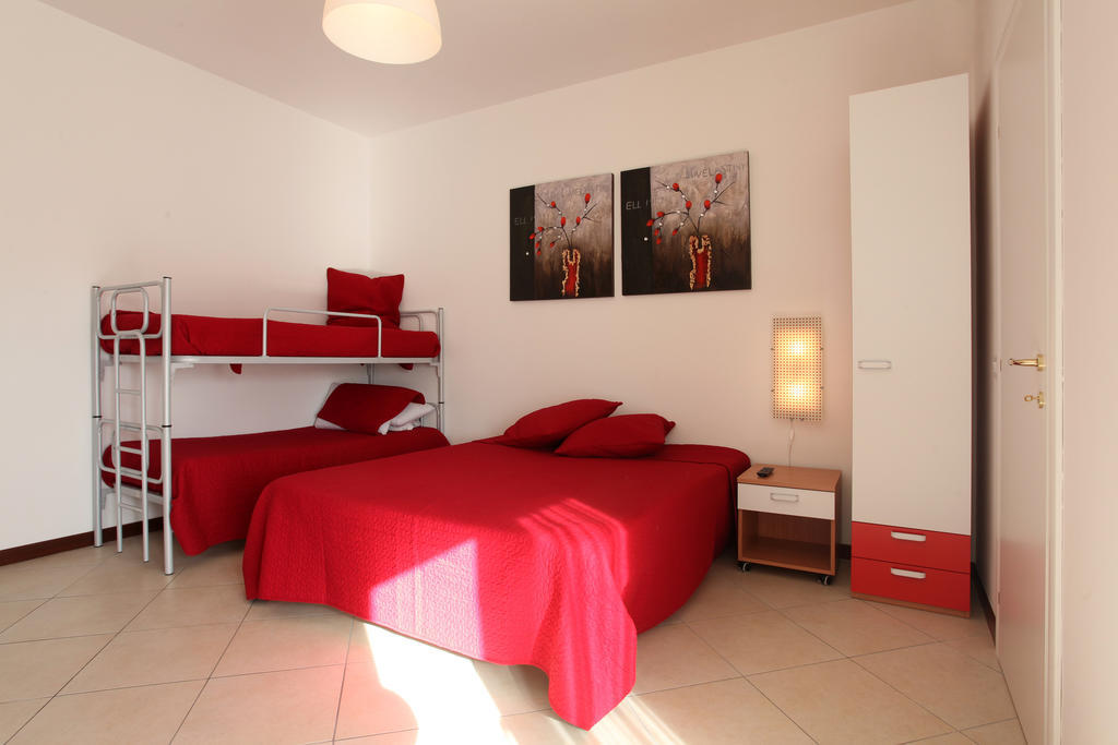 B&B Residenza Bianco Alle Grotte Di Castellana Castellana Grotte Værelse billede