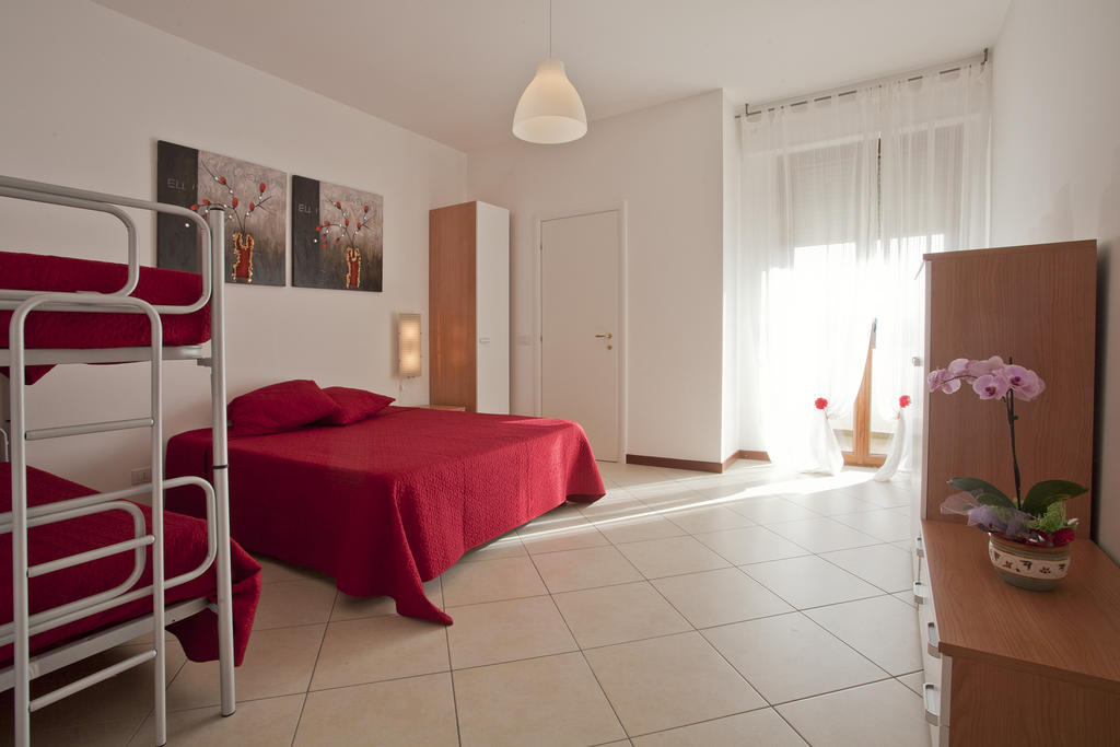 B&B Residenza Bianco Alle Grotte Di Castellana Castellana Grotte Værelse billede