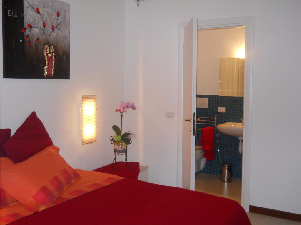 B&B Residenza Bianco Alle Grotte Di Castellana Castellana Grotte Værelse billede